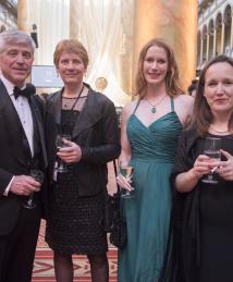 Carolyn Bertozzi with Family at National Inventors Hall of Fame Induction Ceremony