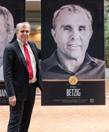 Eric Betzig at the National Inventors Hall of Fame Illumination Ceremony