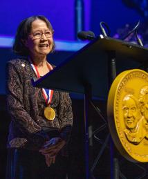 Margaret Wu at the National Inventors Hall of Fame Induction Ceremony